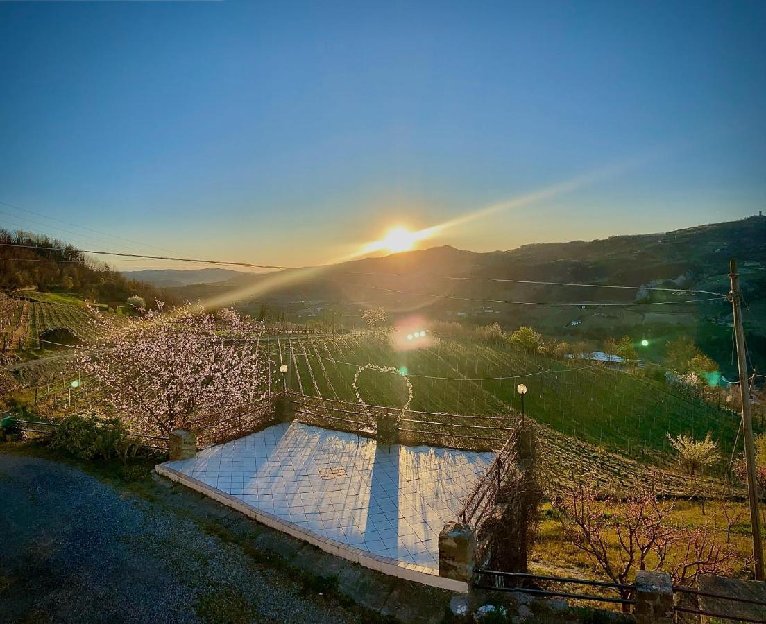 Agriturismo Pian Del Duca Vesime Εξωτερικό φωτογραφία