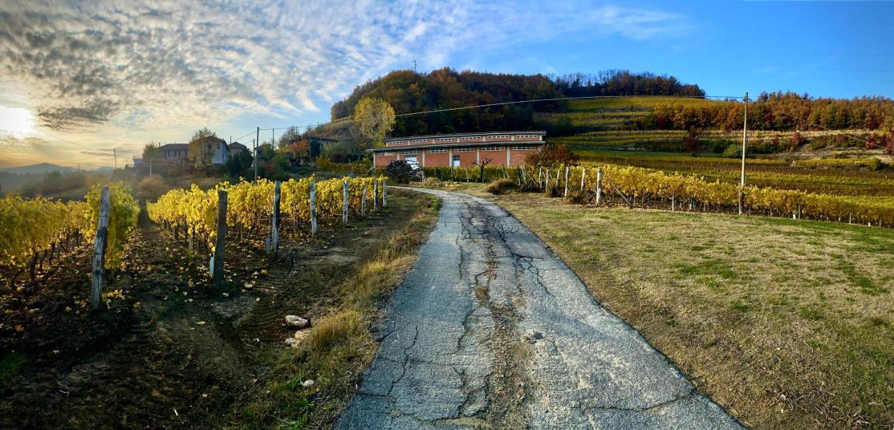 Agriturismo Pian Del Duca Vesime Εξωτερικό φωτογραφία